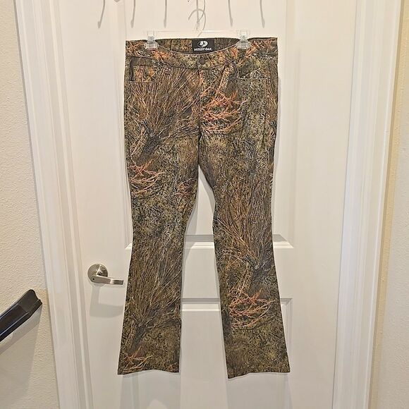 Mossy Oak Brush Camo Pants Womens Size 12 Flare Hunting Woods Outdoors Work - Picture 1 of 5